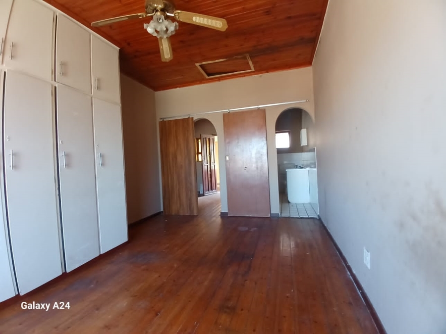2 Bedroom Property for Sale in Quigney Eastern Cape